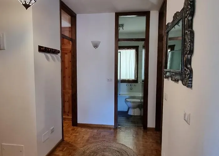 Spazioso Vicino Al Centro Apartment *